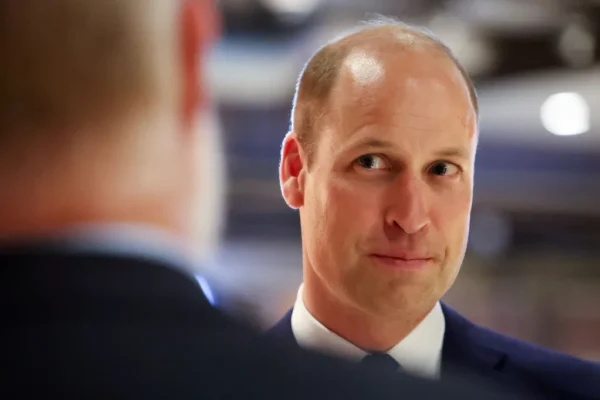 Príncipe William é eleito o careca mais sexy de 2023