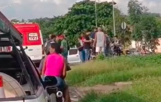 VÍDEO: Bandidos matam homem dentro de ambulância em Caxias