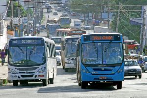Rodoviários sinalizam possível greve nos próximos dias