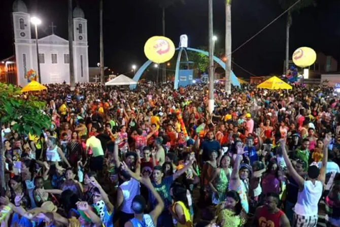 Justiça suspende Carnaval de Pinheiro devido ao atraso no salário dos servidores