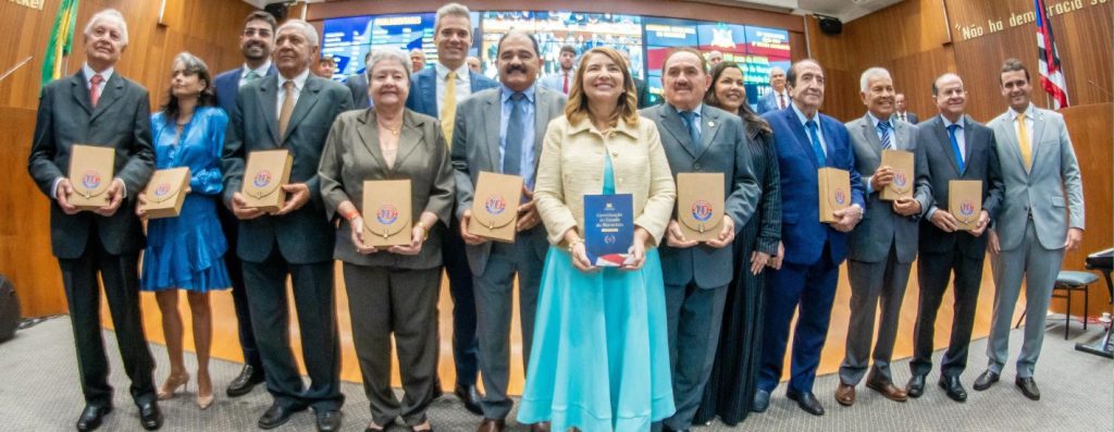 Sessão solene marca os 190 anos da Assembleia Legislativa