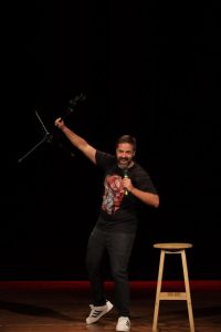Comédia com Fábio Rabin chega a São Luís
