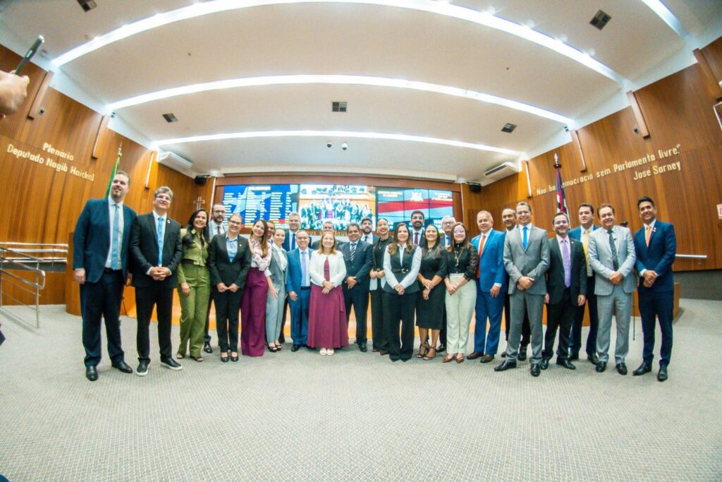Procurador-geral de justiça visita a Assembleia Legislativa