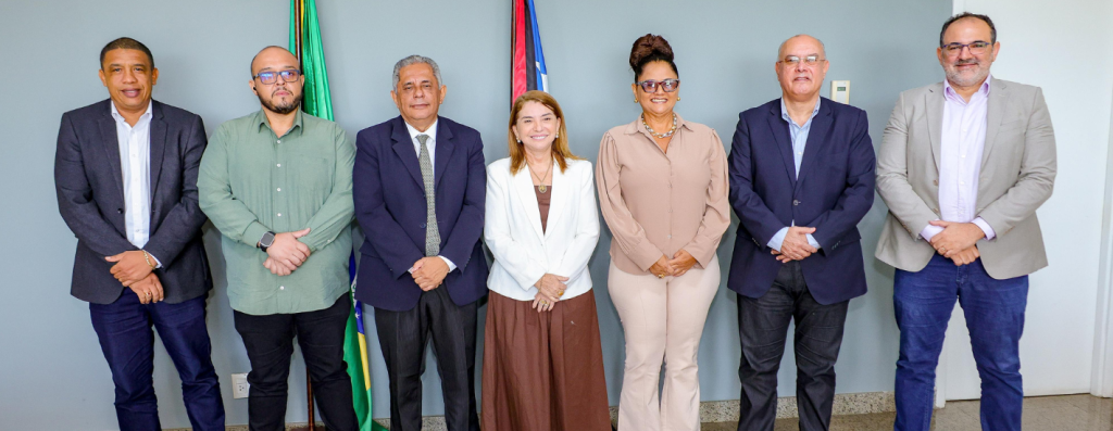 Iracema Vale recebe representantes do setor turístico para tratar da Pré-COP 30
