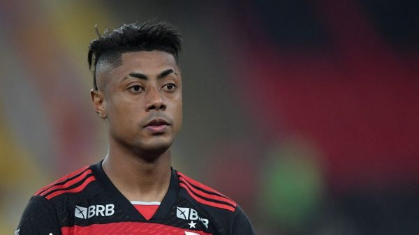 PF indicia jogador do Flamengo, por fraude em jogo