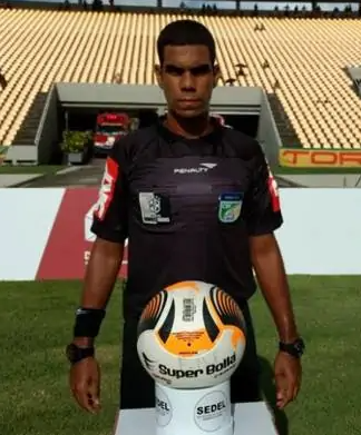 FMF define arbitragem para jogos da final do estadual