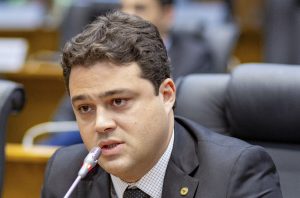 Escolas do Maranhão devem justificar por escrito recusa de matrícula