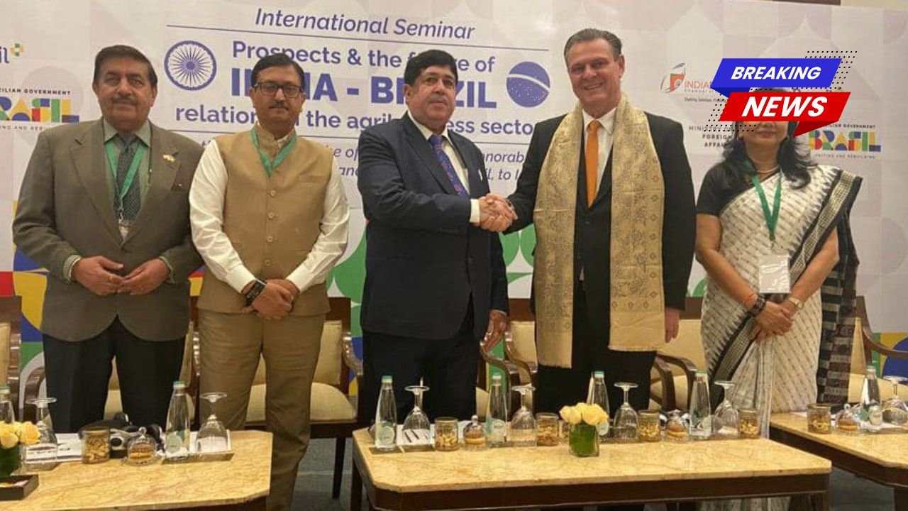 O Diretor-Geral da IFFCO Recebe Delegação Brasileira na IFFCO Sadan