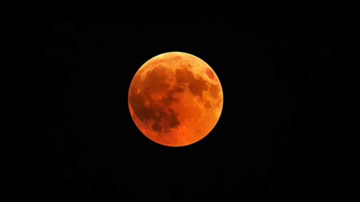 Eclipse Lunar Vermelho Horários e Detalhes
