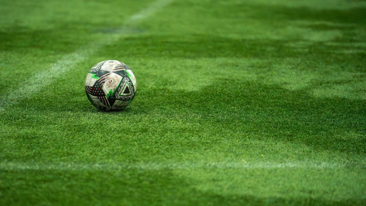 Palmeiras vence Novorizontino e sai na frente na final do Paulistão 2026