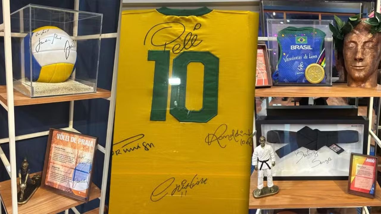Bola autografada por Oscar Schmidt e Hortência faz parte da decoração da academia do BBB 26; saiba mais
