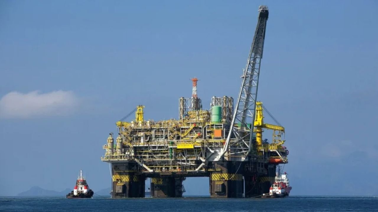 Brasil avança com leilões de petróleo e energia em andamento