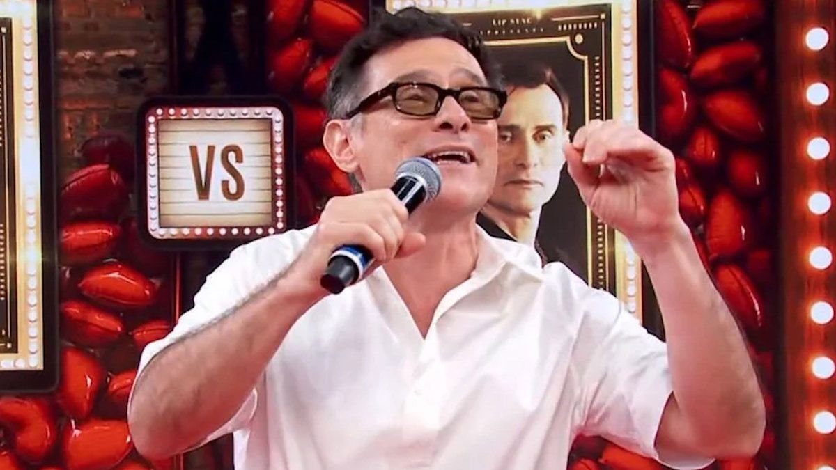 Enrique Diaz ironiza Juliano Cazarré após polêmica sobre curso masculino