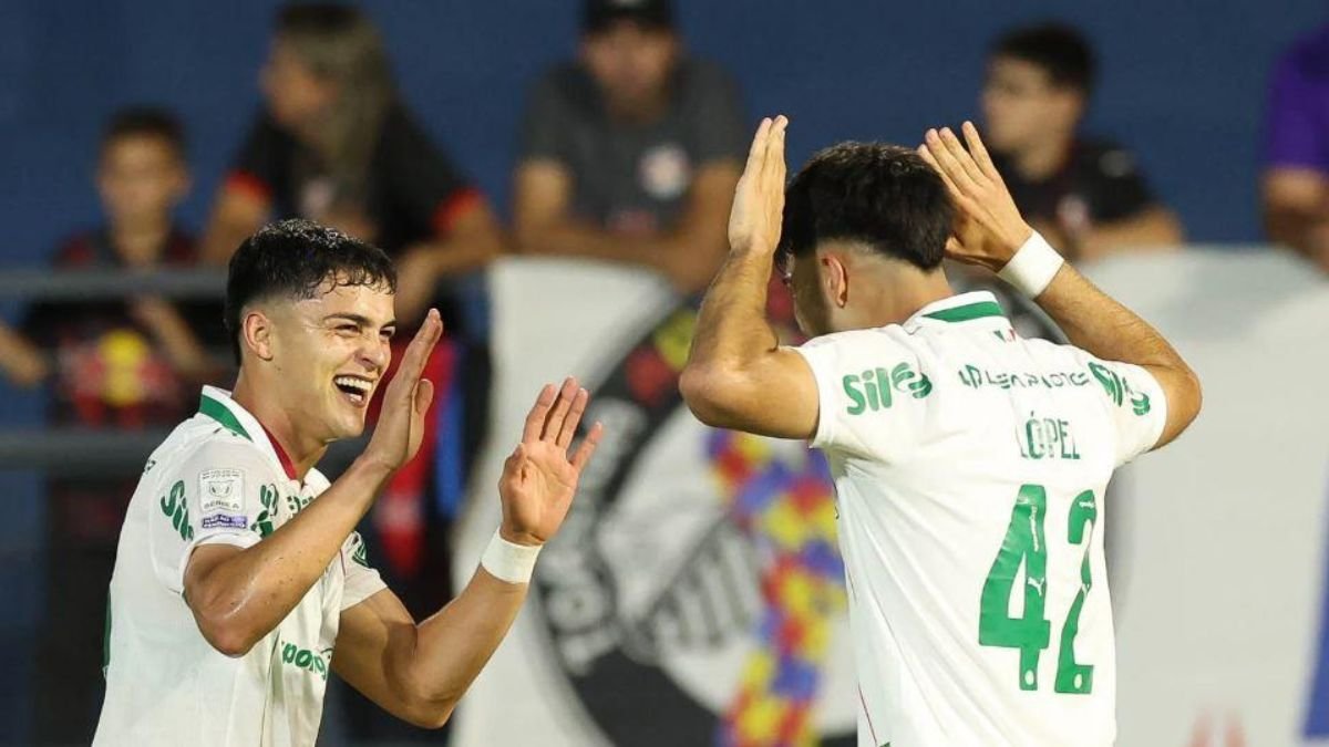 Flaco López Decide, Palmeiras Vence Bragantino e Segue Líder do Brasileirão