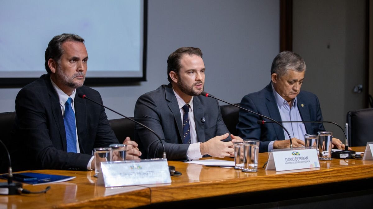 Governo Propõe Redução de Impostos sobre Combustíveis em Meio à Alta do Petróleo