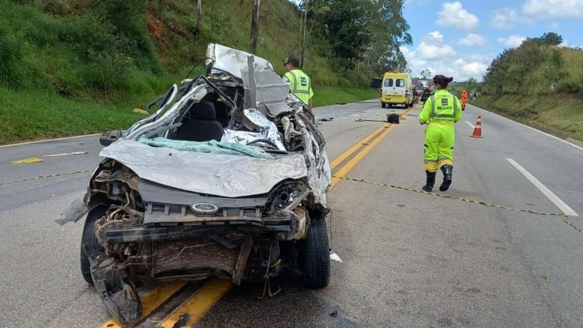 Novo acidente na BR-040 em Carandaí causa interdição temporária, mas não deixa feridos